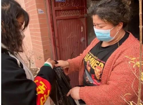 疫情目今，勇敢逆行——来自mg冰球突破的自愿实力！