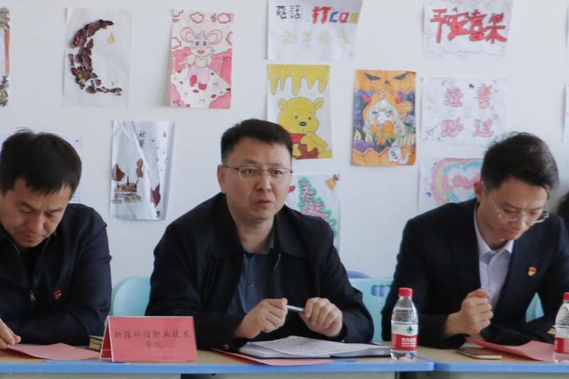 支部联建学党纪 共商相助促生长