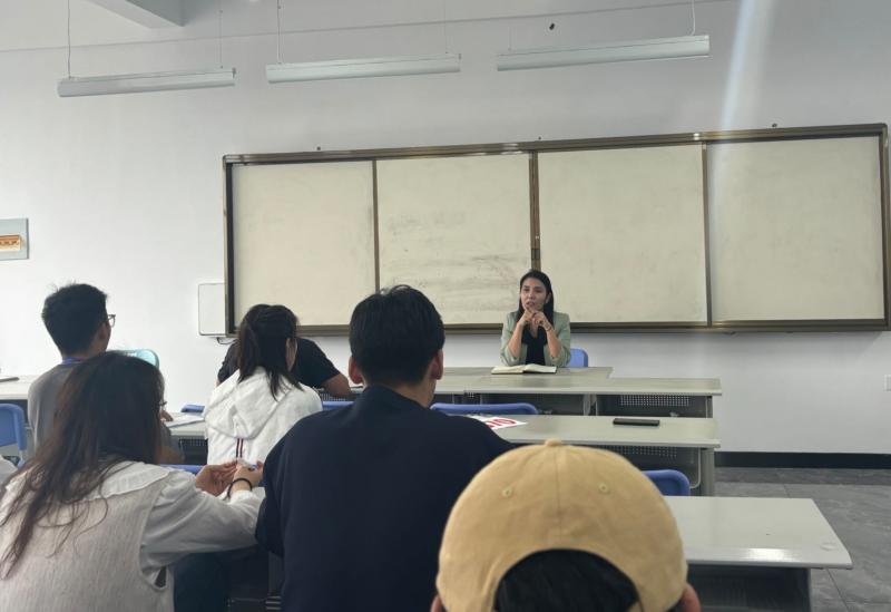 【学院风范】迎新启航，梦想偕行 —— 2024年新生接待活动