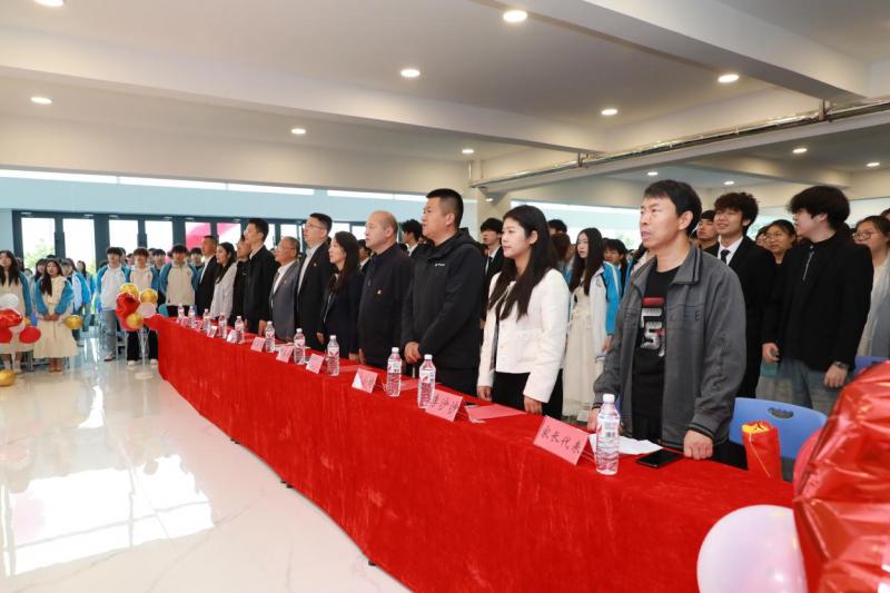 mg冰球突破中职学院盛大举行“感受mg冰球突破温度，助力学子远航”结业仪式