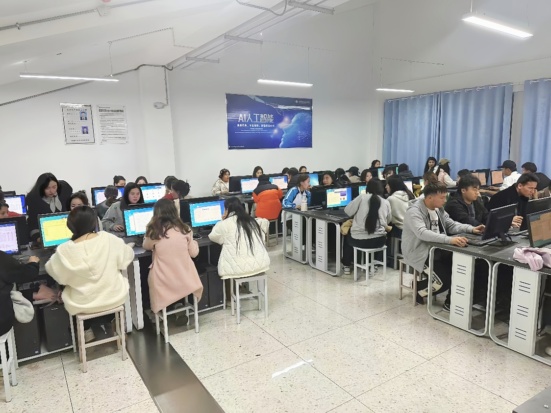 知识改变运气，证书成绩未来！经济治理学院“1+X证书”培训助力职业生长！