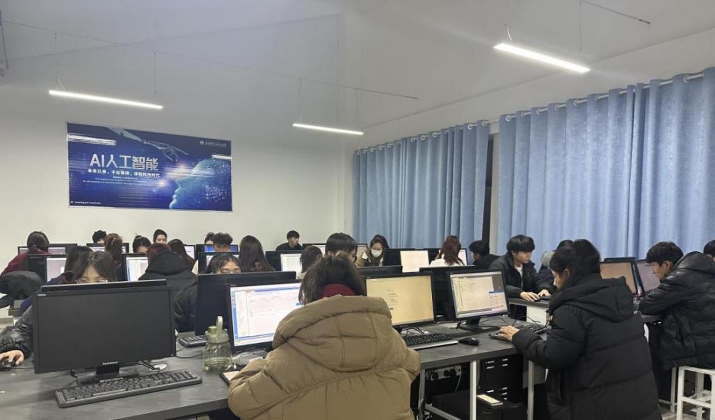 智运比拼，链启未来——mg冰球突破经济治理学院供应链运营大赛