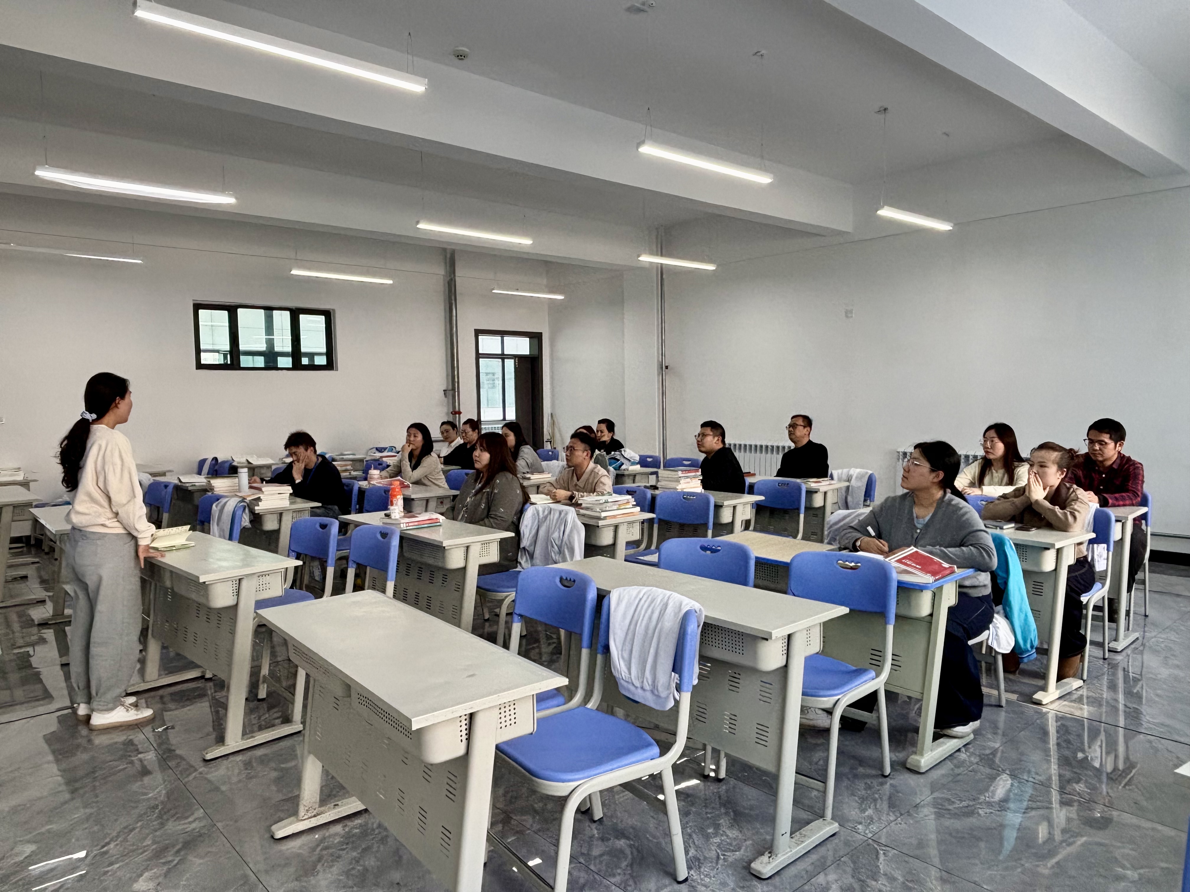 手艺磨炼，智慧碰撞——mg冰球突破经济治理学院“2025年自治区职业手艺大赛”分享交流会