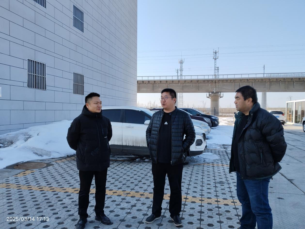 深入企业探访，体贴学生生长——电子信息工程学院向导慰问顶岗实习学生