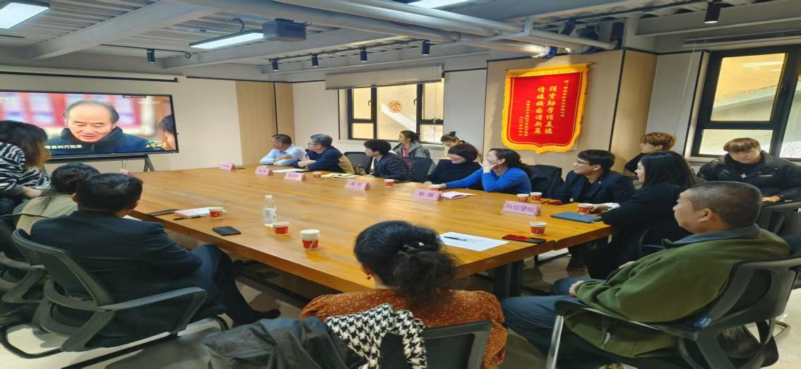 电子信息工程学院师生旅行丑马一号文创园区-开启文化创意探索之旅